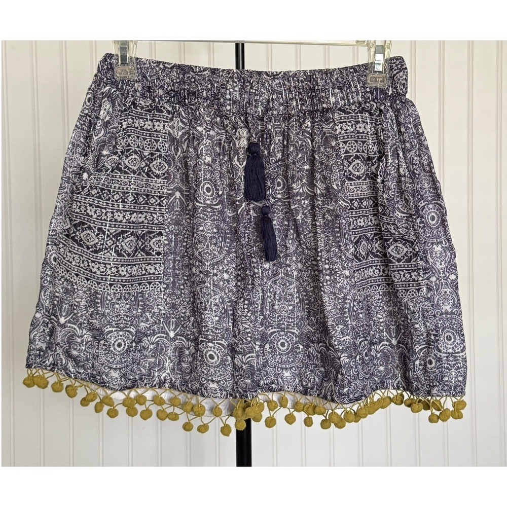 THML Boho Medallion Shorts Pom Pom Trim Elastic Waist Festival Resort